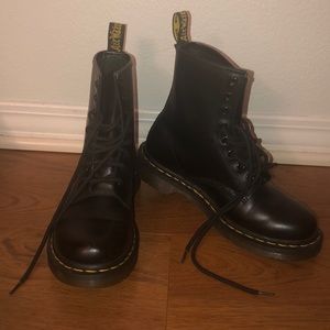 Doc martens women’s 1460 smooth boot